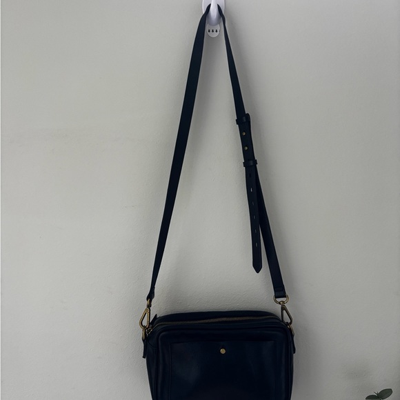 Madewell Black Crossbody Bag with Gold Accents - Picture 3 of 12